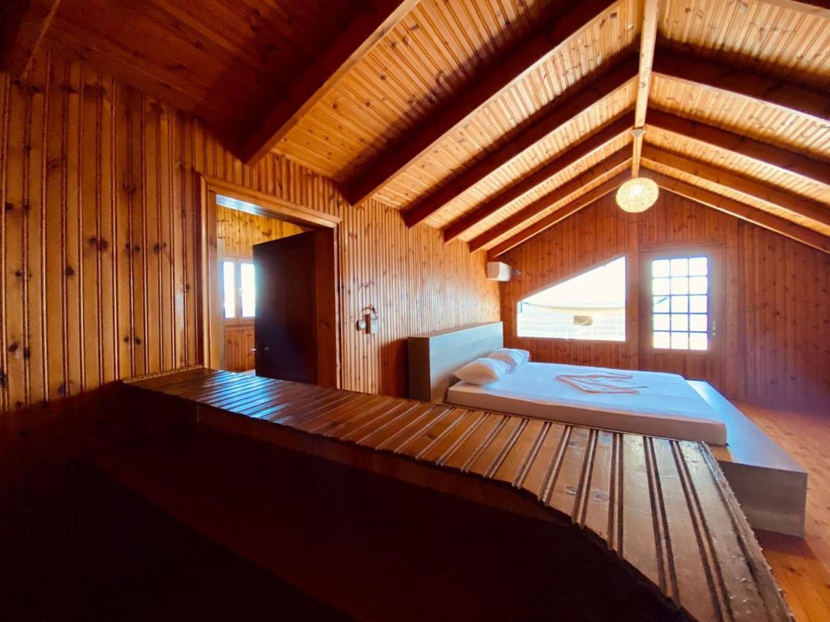 Wild Villa Apartments ซารานเดอ ภายนอก รูปภาพ